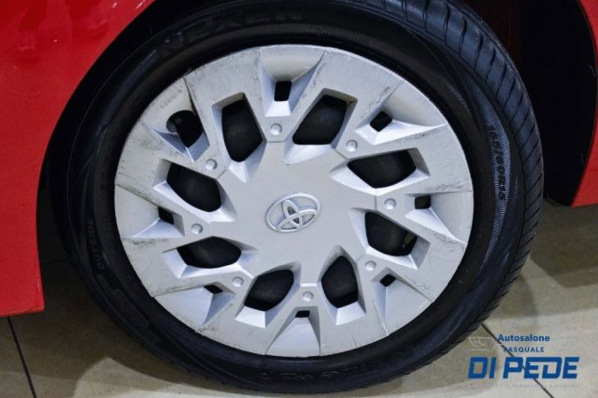 Toyota Aygo Connect 1.0 VVT-i 72 CV 5 porte x-you MMT (10)