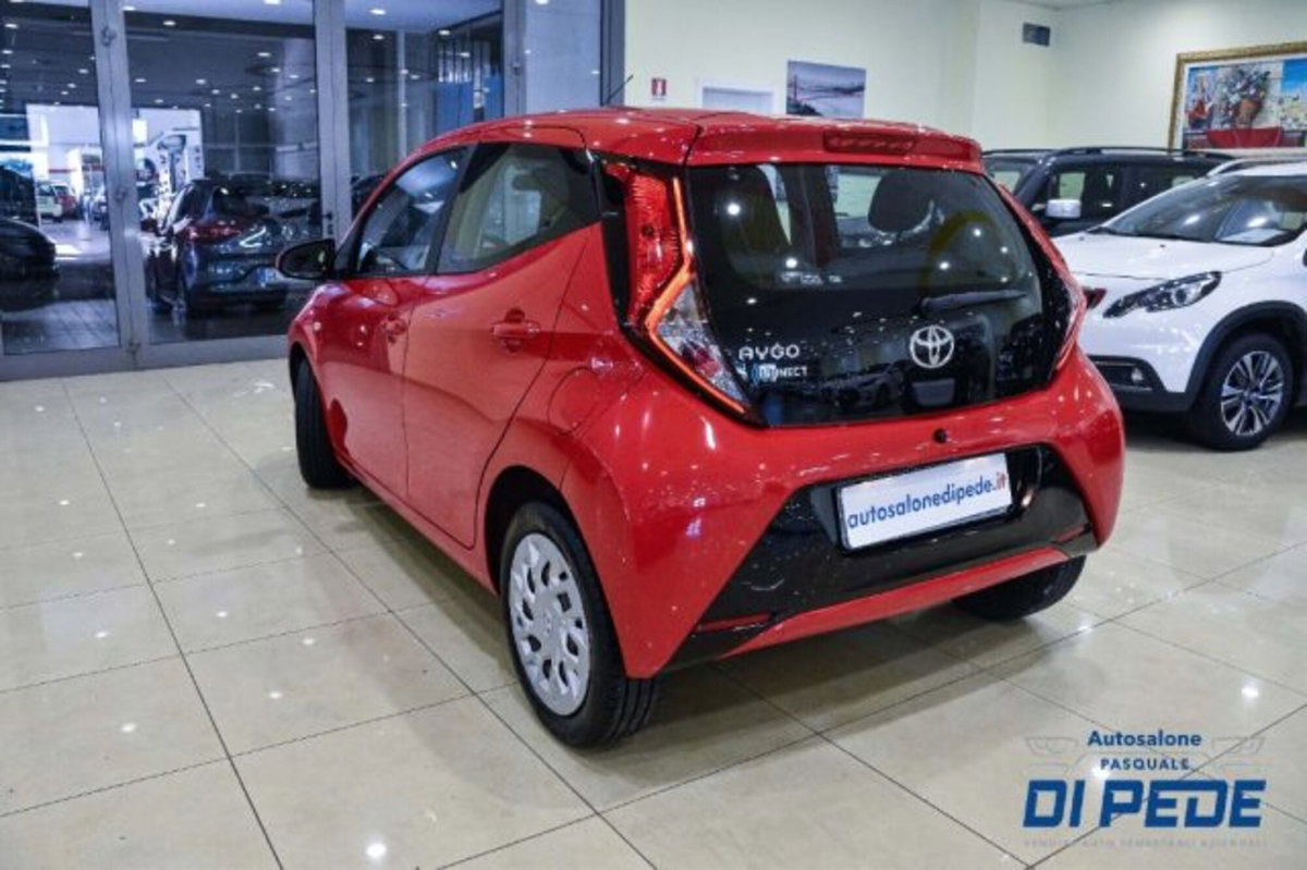 Toyota Aygo Connect 1.0 VVT-i 72 CV 5 porte x-you MMT (6)
