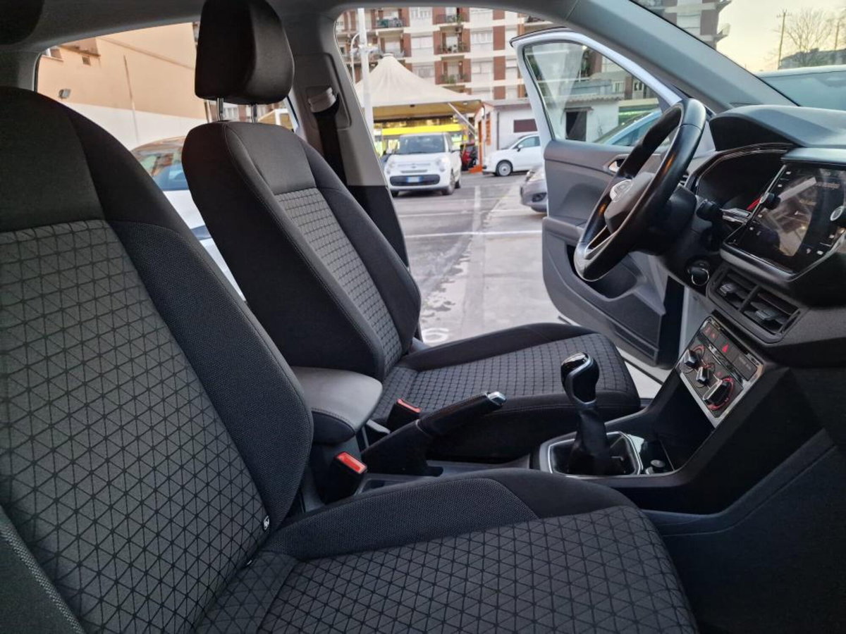 Volkswagen T-Cross 1.0 tsi Edition 95cv (9)