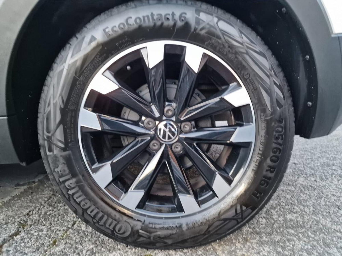 Volkswagen T-Cross 1.0 tsi Edition 95cv (10)