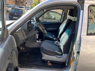 Tata Xenon Xenon 2.2 Dicor 4x2 PC Cassonato (4)