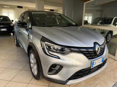 Renault Captur TCe 100 CV Intens usata
