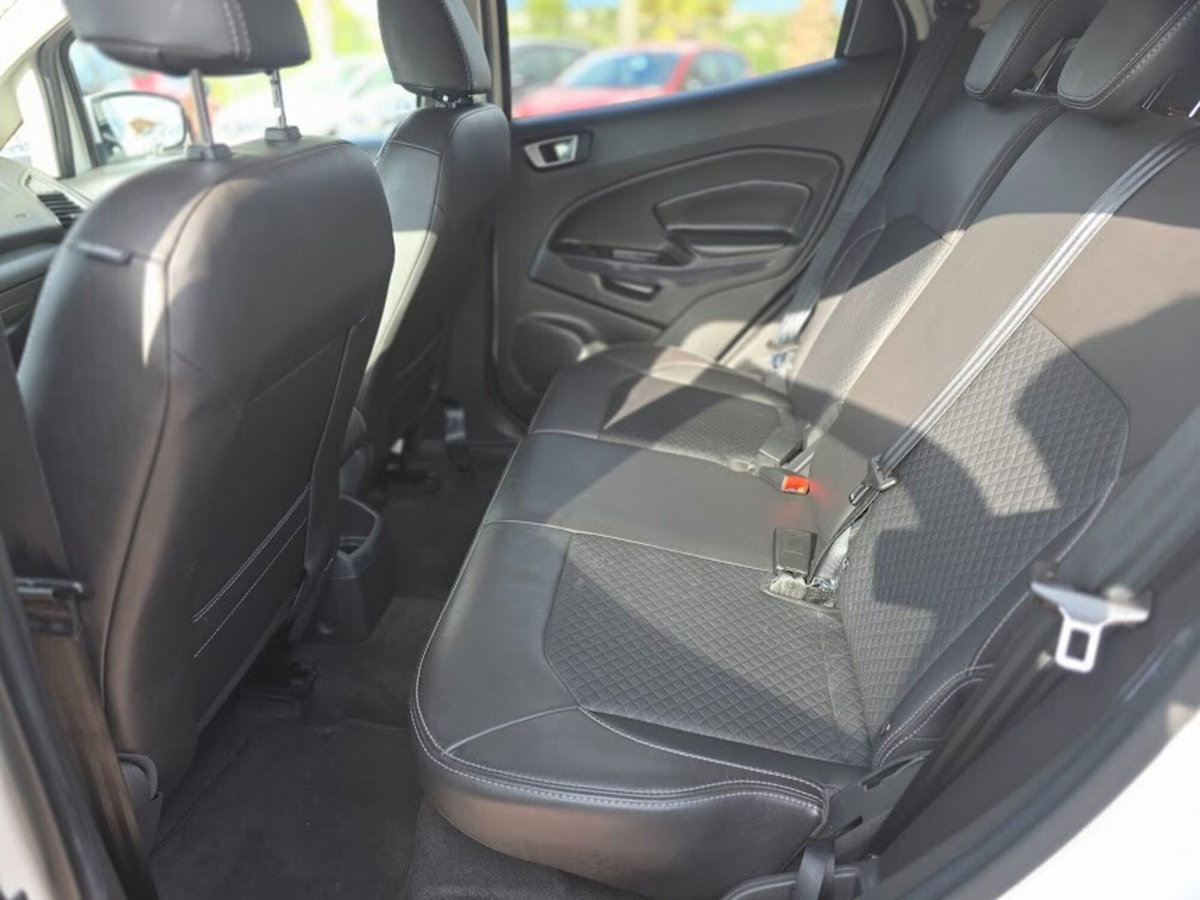 Ford EcoSport 1.5 TDCi 95 CV Titanium (20)