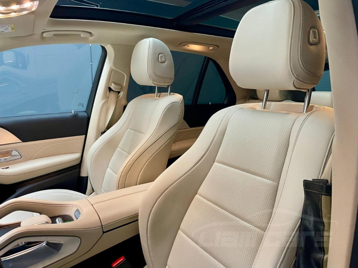 Mercedes-Benz GLC SUV 300 d AMG Line Premium Plus 4matic auto (14)