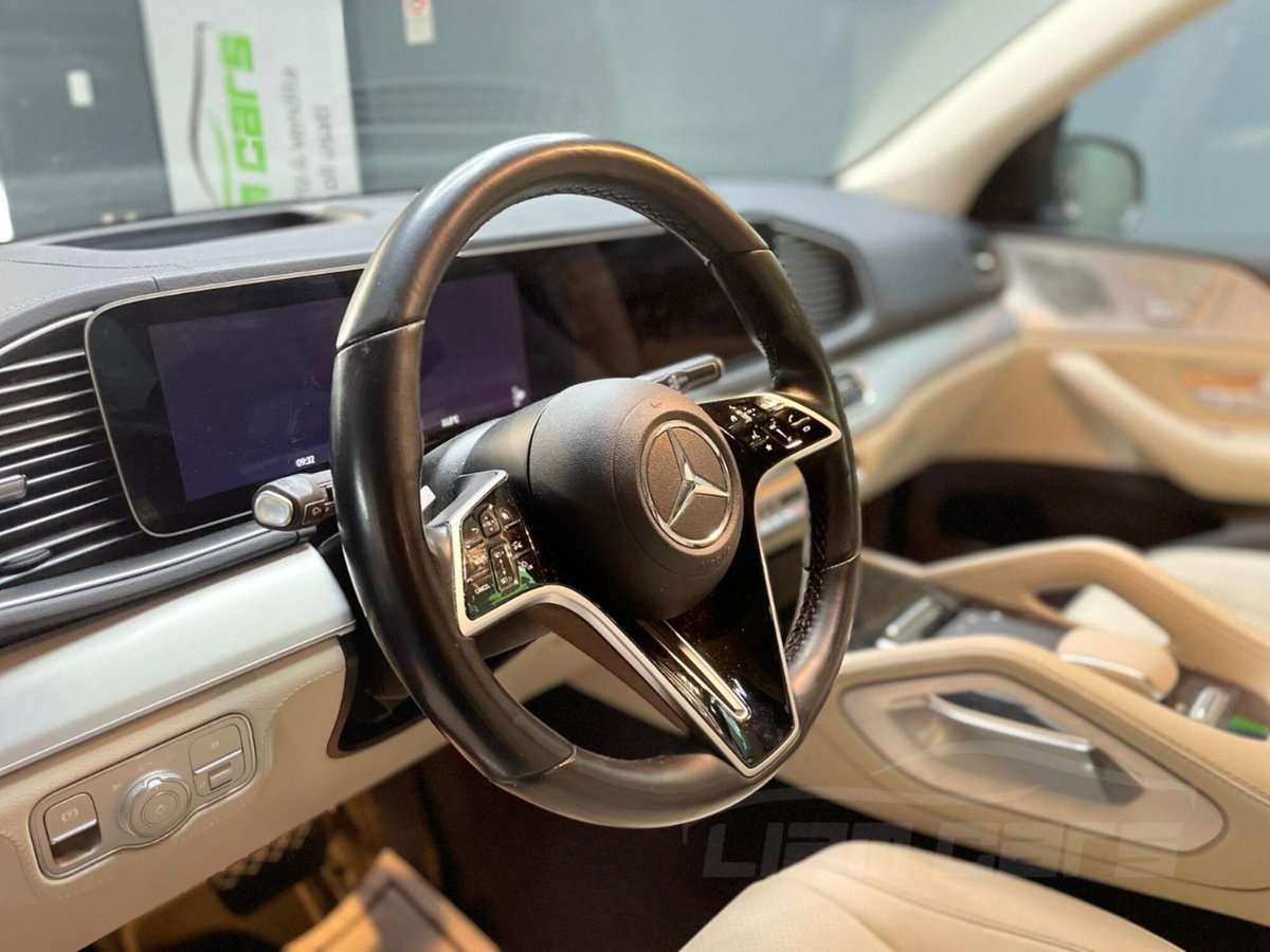 Mercedes-Benz GLC SUV 300 d AMG Line Premium Plus 4matic auto (7)