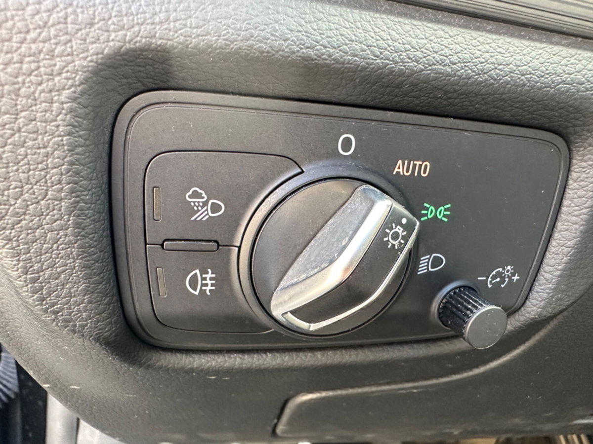 Audi A3 Cabrio 2.0 TDI (12)