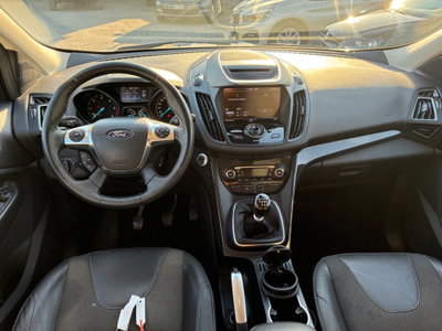 Ford Kuga 2.0 TDCI 120 CV S&S 2WD Titanium X (12)