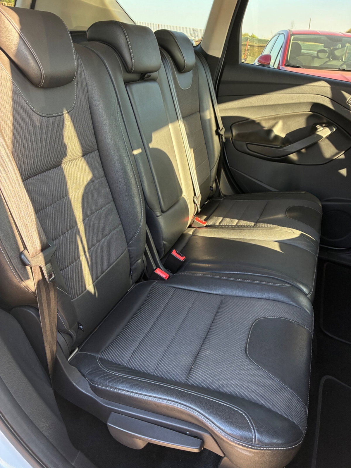 Ford Kuga 2.0 TDCI 120 CV S&S 2WD Titanium X (16)