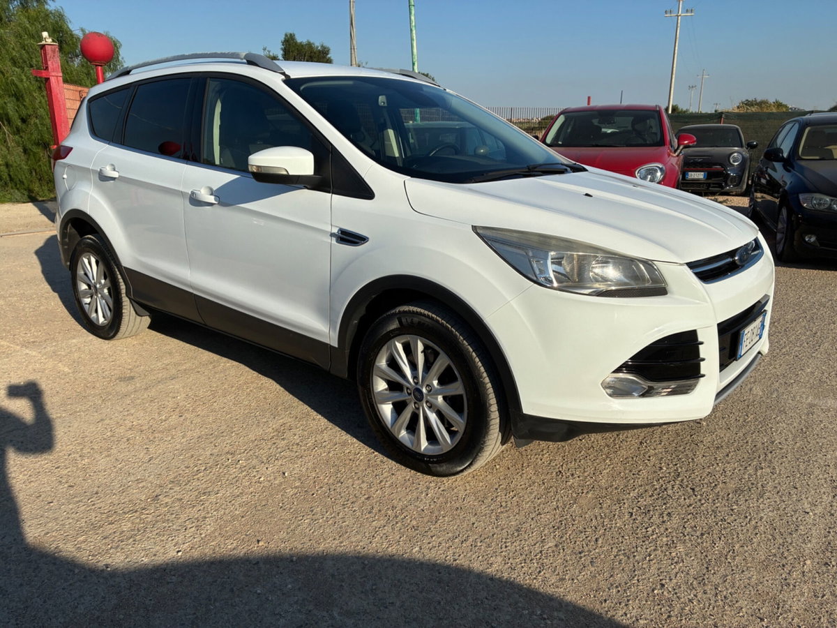 Ford Kuga 2.0 TDCI 120 CV S&S 2WD Titanium X (2)