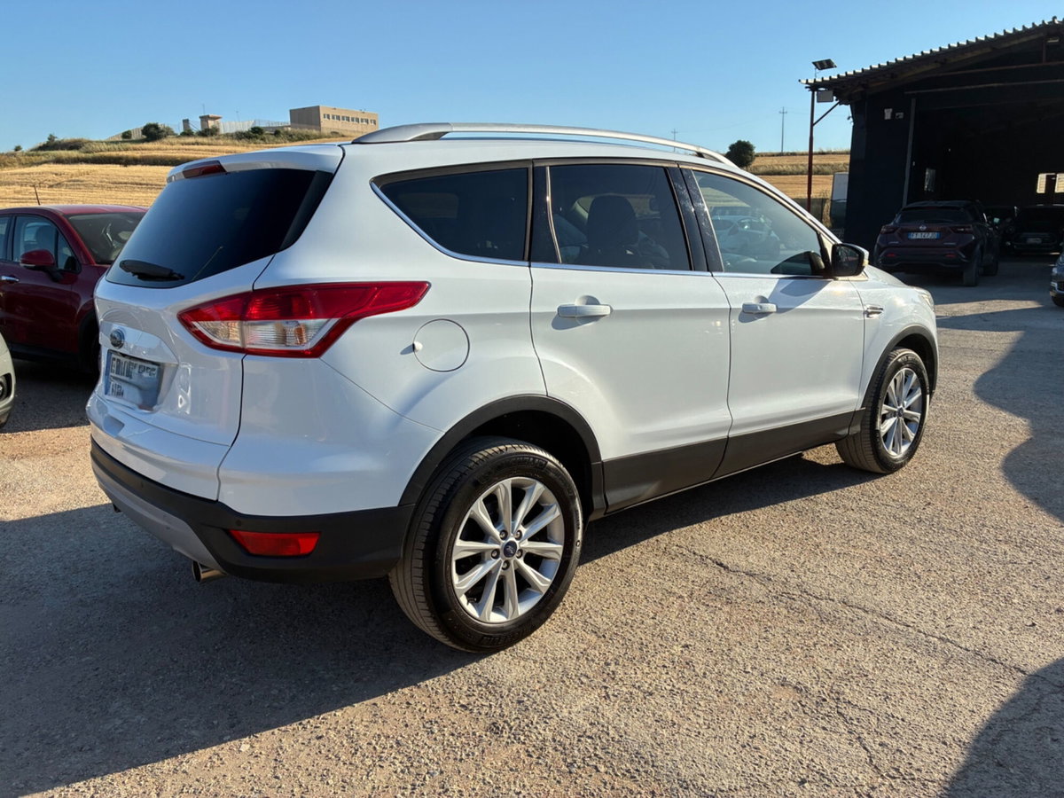 Ford Kuga 2.0 TDCI 120 CV S&S 2WD Titanium X (3)
