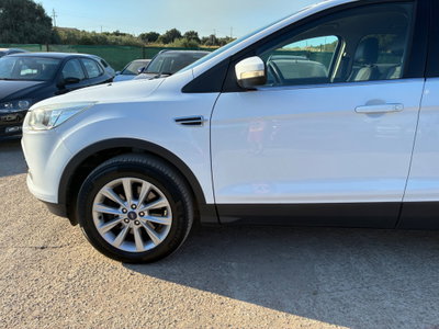 Ford Kuga 2.0 TDCI 120 CV S&S 2WD Titanium X (6)