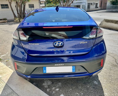Hyundai Ioniq Plug-in Hybrid DCT Prime (5)