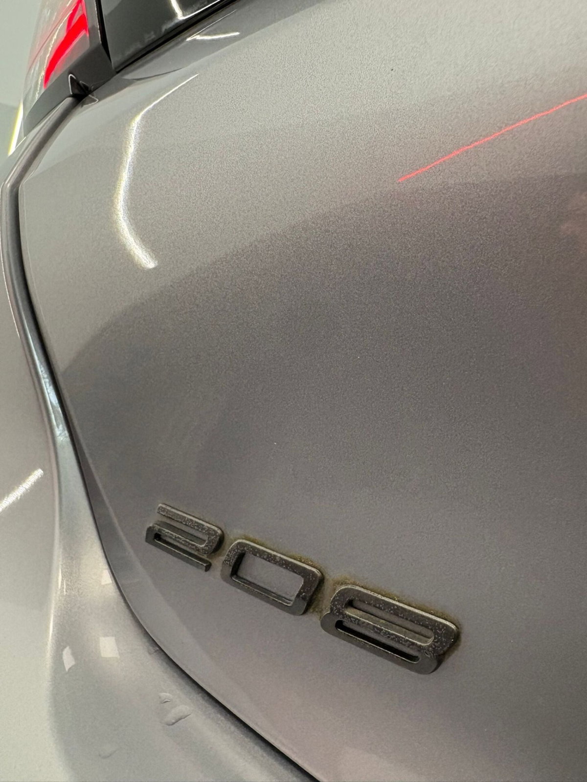 Peugeot 208 motore elettrico 136 CV 5 porte GT (11)