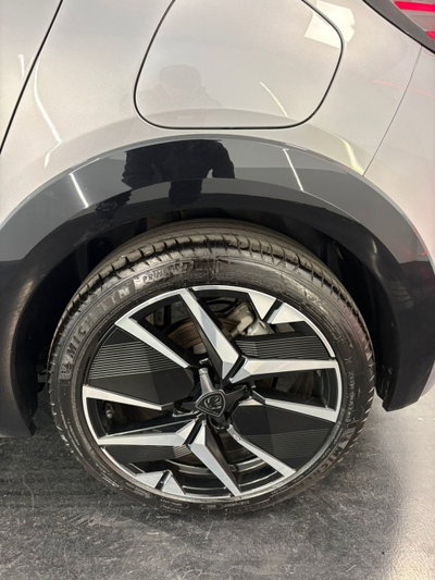 Peugeot 208 motore elettrico 136 CV 5 porte GT (3)