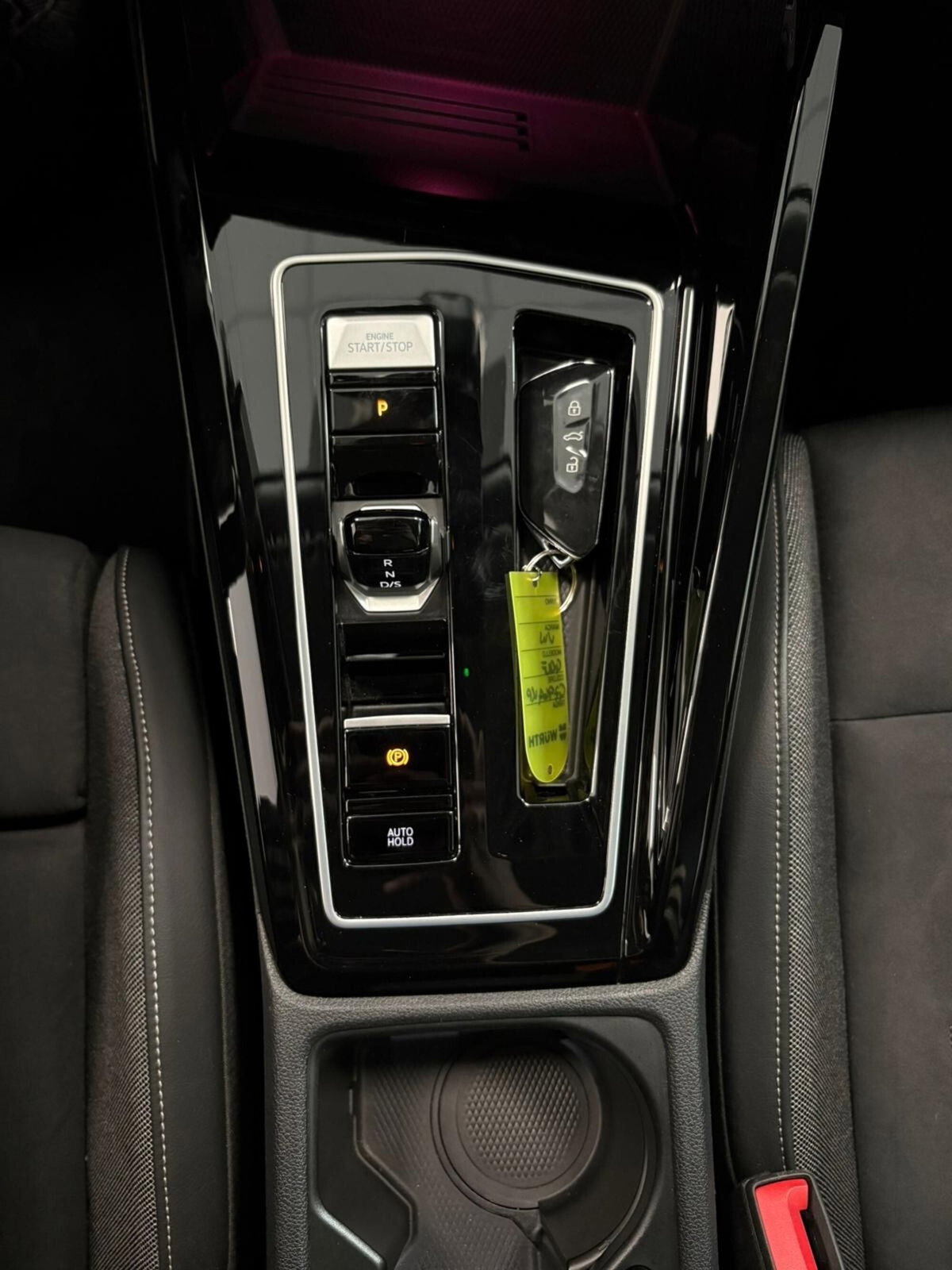Volkswagen Golf Variant 2.0 TDI 150 CV DSG SCR 4Motion R-Line (12)