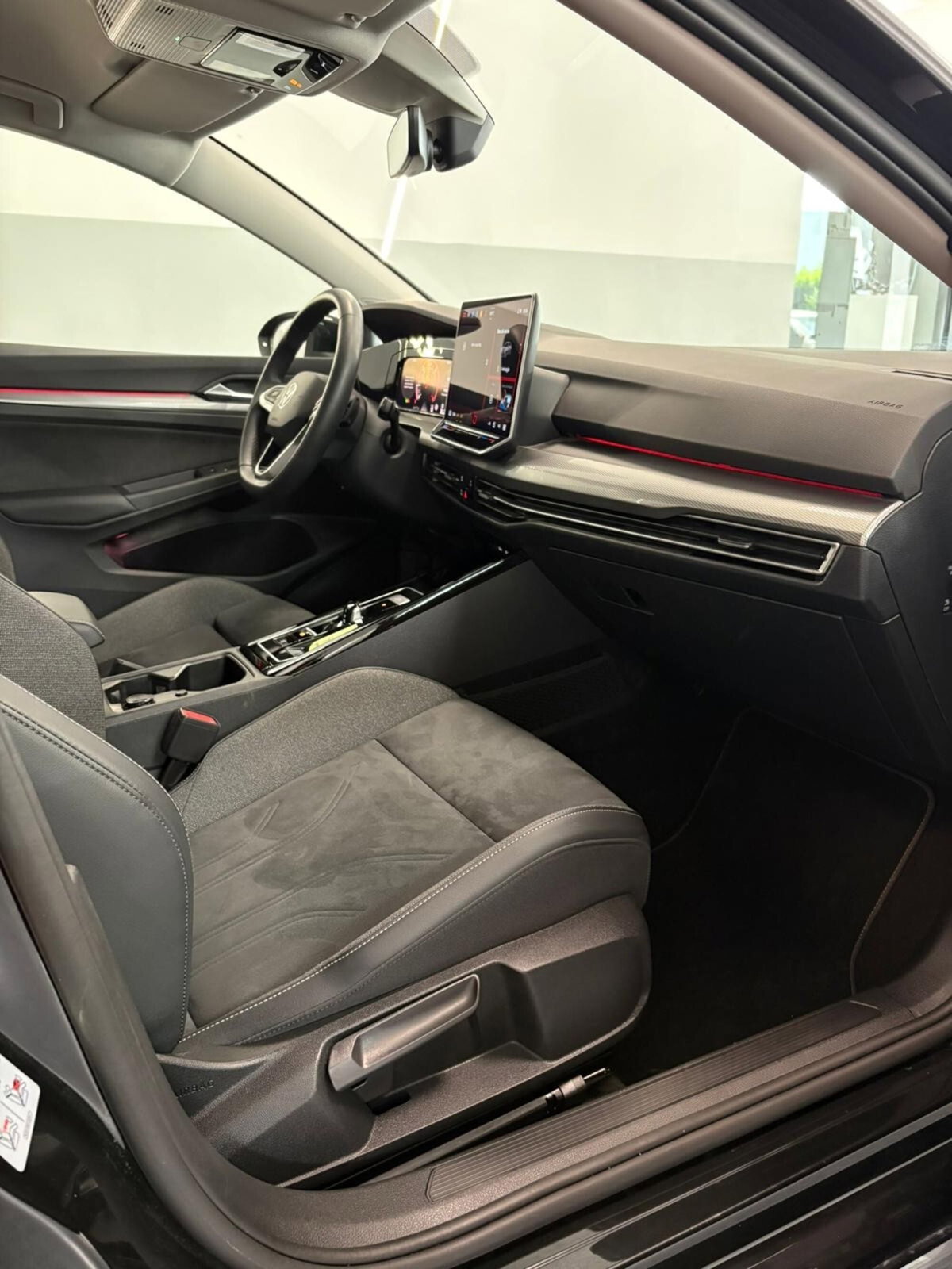 Volkswagen Golf Variant 2.0 TDI 150 CV DSG SCR 4Motion R-Line (7)