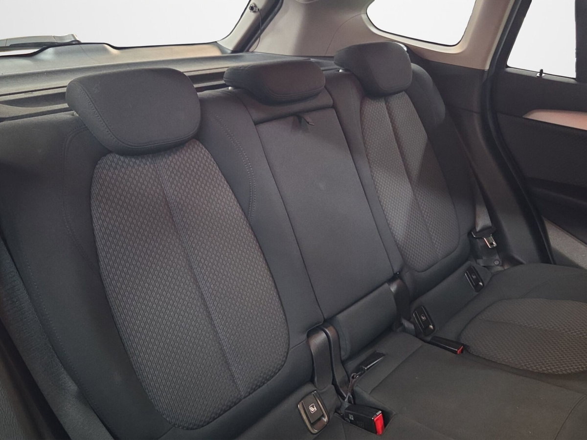 BMW X1 xDrive25e Business Advantage (18)