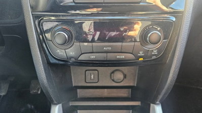 Suzuki Vitara 1.6 DDiS V-Top (11)