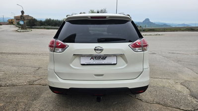 Nissan X-Trail 1.6 dCi 4WD Tekna (4)