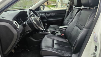 Nissan X-Trail 1.6 dCi 4WD Tekna (5)