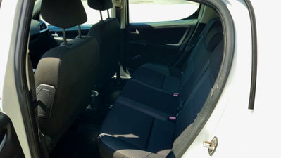 Peugeot 207 HDi 70CV 5p. Energie Sport (6)