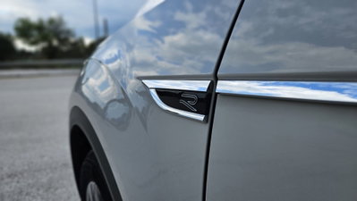 Volkswagen T-Roc 2.0 tdi R-Line 4motion 150cv dsg (10)