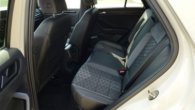 Volkswagen T-Roc 2.0 tdi R-Line 4motion 150cv dsg (6)
