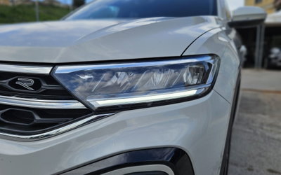 Volkswagen T-Roc 2.0 tdi R-Line 4motion 150cv dsg (9)