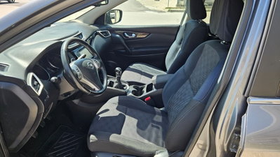 Nissan Qashqai 1.5 dCi Tekna (6)