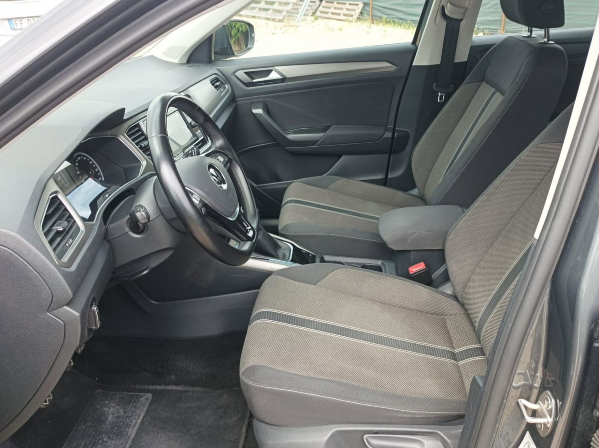Volkswagen T-Roc 1.0 TSI Style (8)