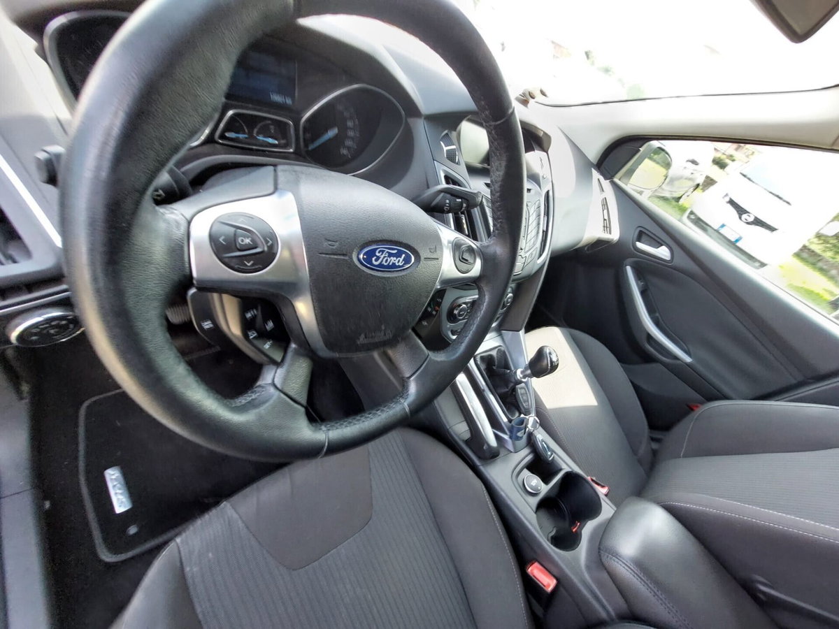 Ford Focus 1.6 EcoBoost 150 CV Start&Stop Titanium (10)