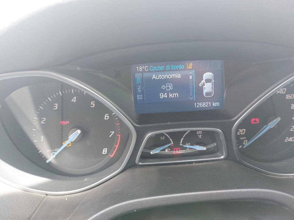 Ford Focus 1.6 EcoBoost 150 CV Start&Stop Titanium (12)