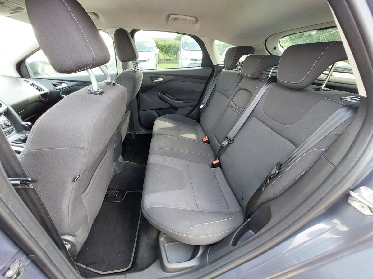 Ford Focus 1.6 EcoBoost 150 CV Start&Stop Titanium (16)