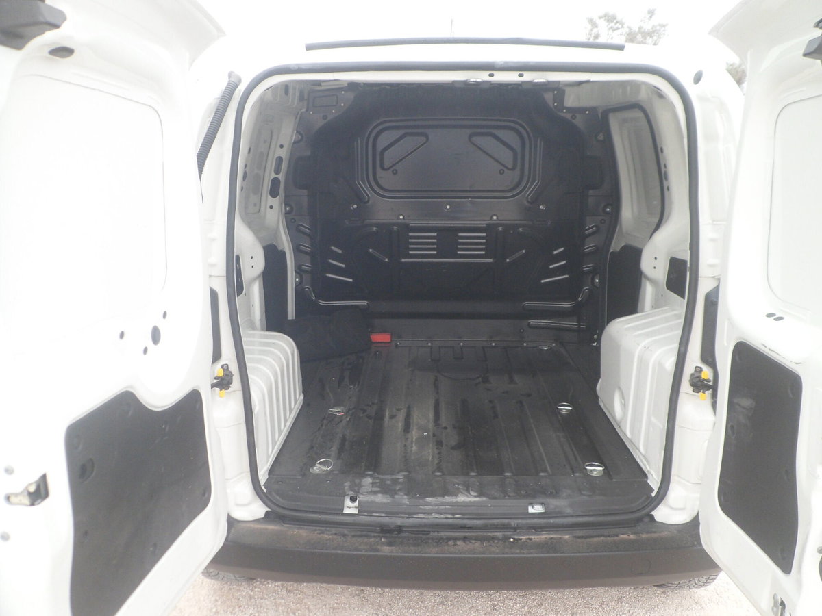 Fiat Fiorino 1.3 MJT 95CV Furgone (7)