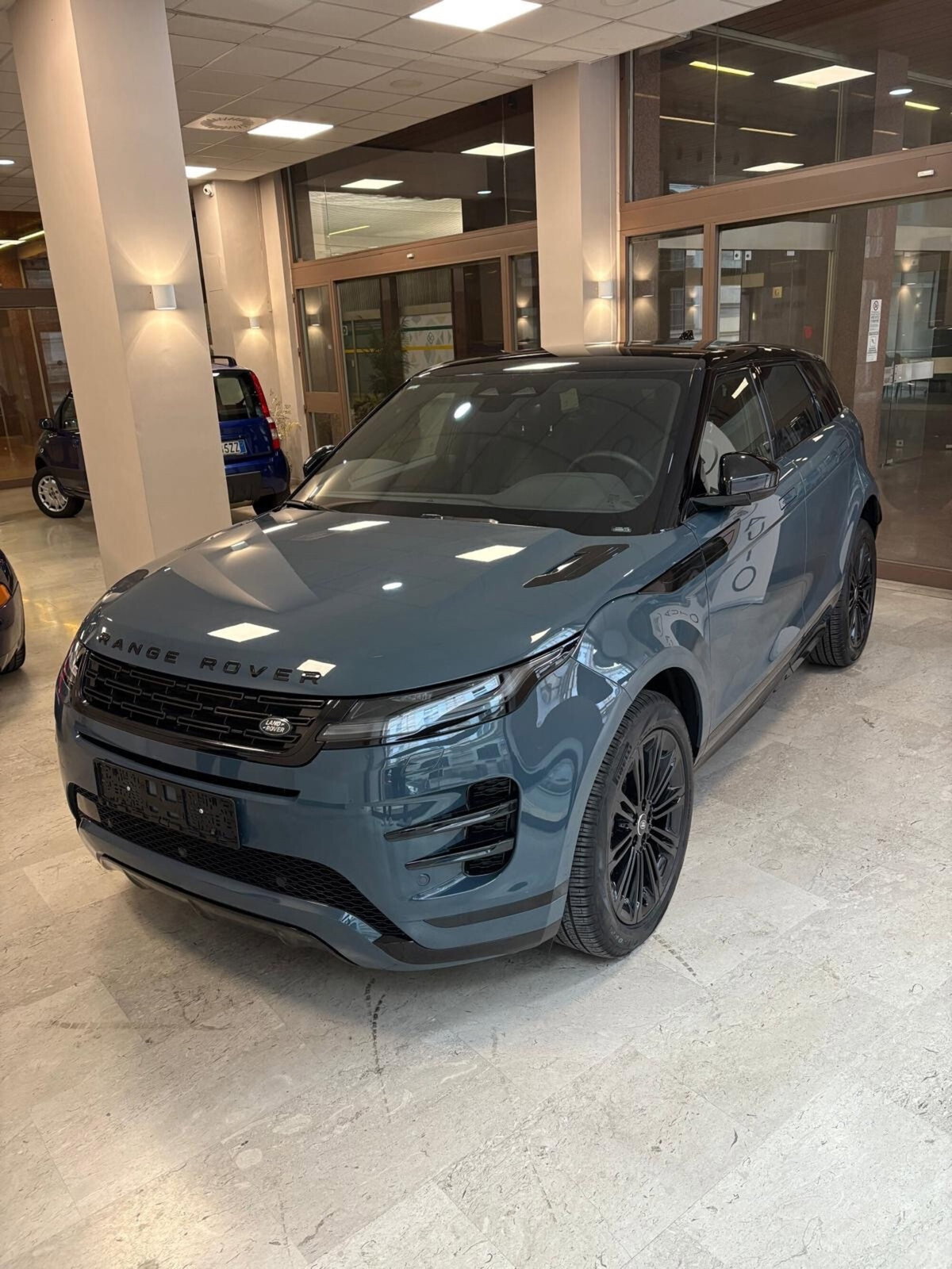 Land Rover Range Rover Evoque 2.0D I4 204 CV AWD Auto SE (5)