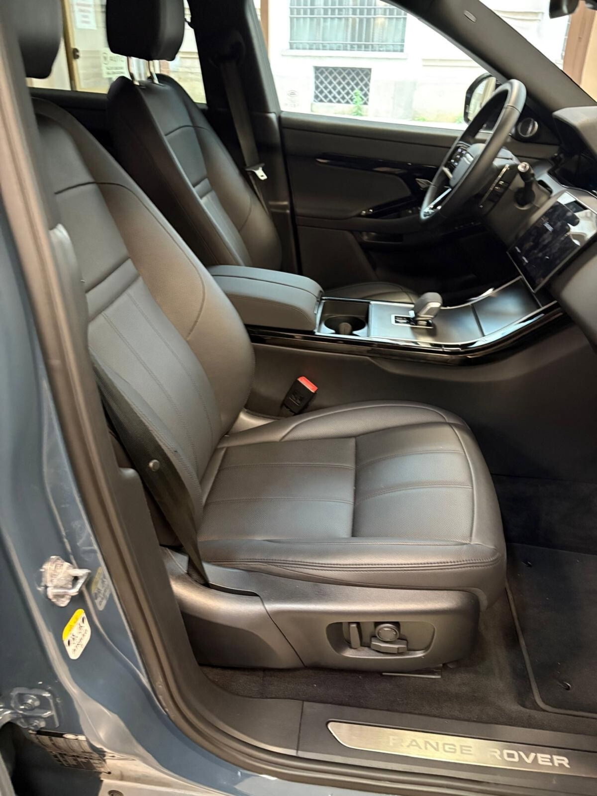Land Rover Range Rover Evoque 2.0D I4 204 CV AWD Auto SE (8)