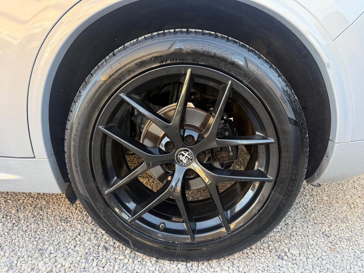 Alfa Romeo Stelvio Stelvio 2.2 Turbodiesel 210 CV AT8 Q4 Veloce (11)