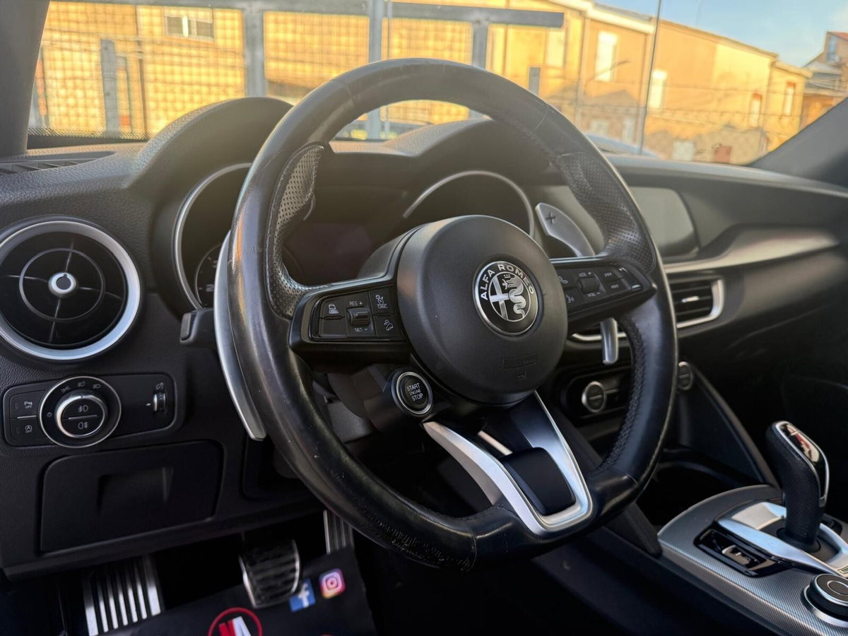 Alfa Romeo Stelvio Stelvio 2.2 Turbodiesel 210 CV AT8 Q4 Veloce (15)