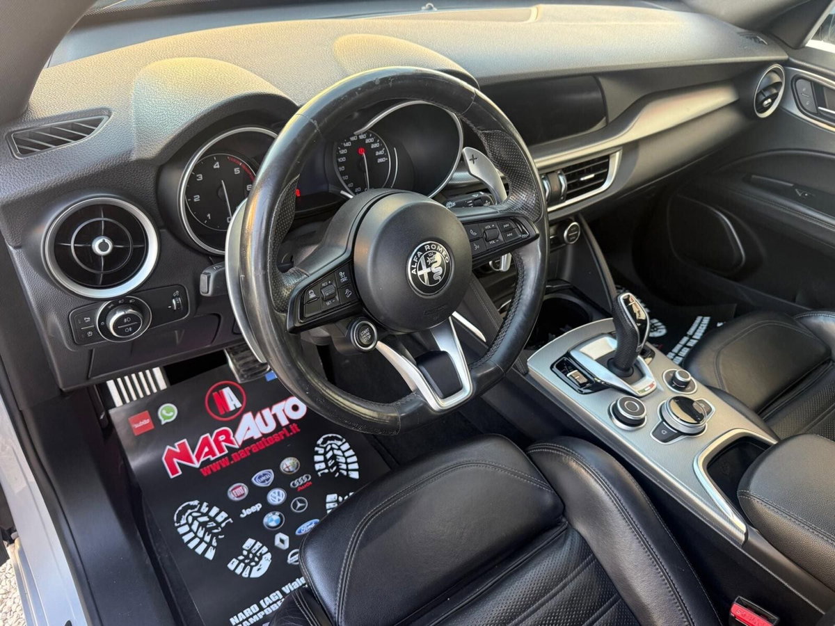 Alfa Romeo Stelvio Stelvio 2.2 Turbodiesel 210 CV AT8 Q4 Veloce (16)
