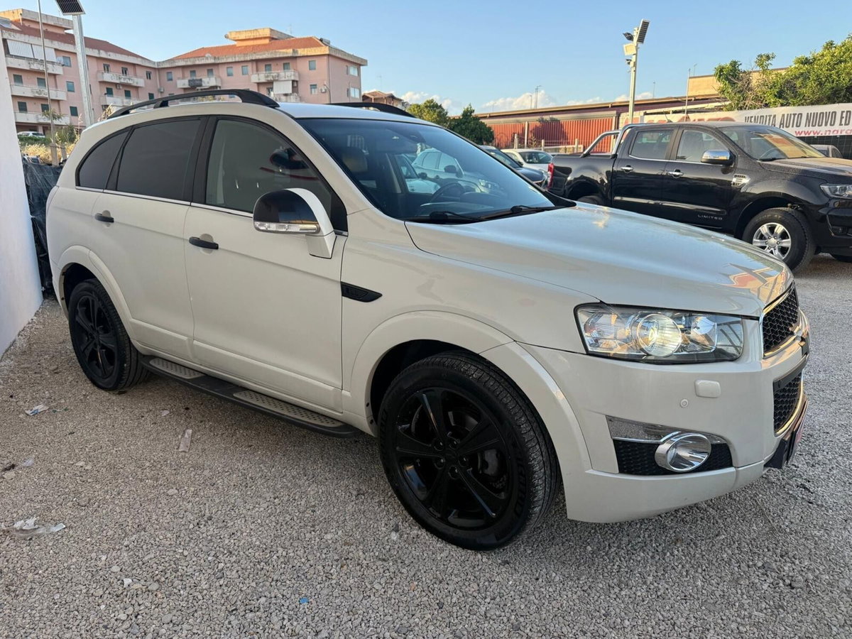 Chevrolet Captiva 2.2 VCDi 184CV 4WD LTZ (4)