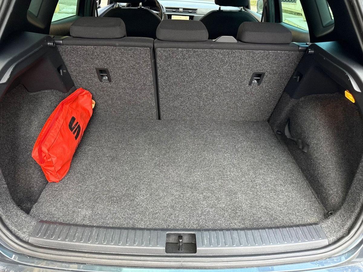 SEAT Arona 1.0 TGI FR (12)