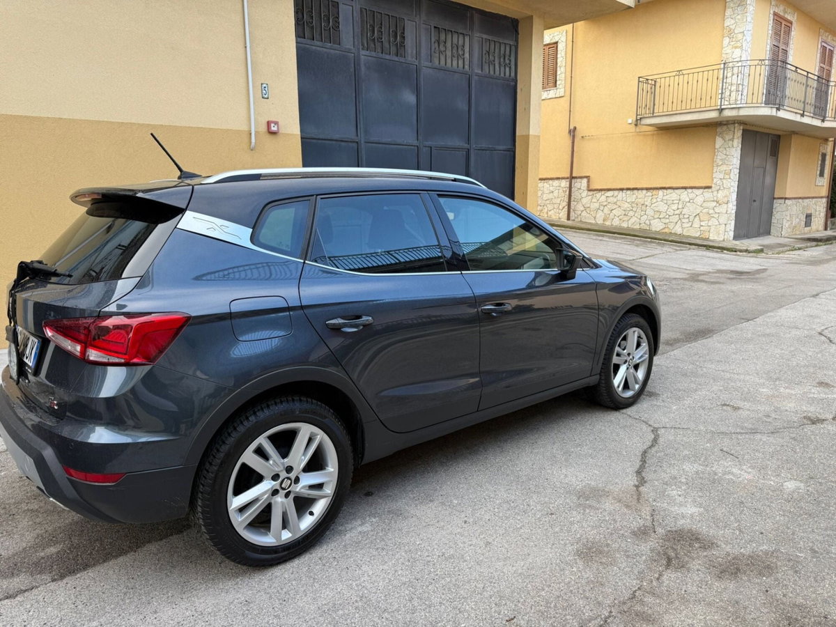 SEAT Arona 1.0 TGI FR (3)