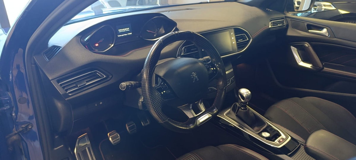 Peugeot 308 SW BlueHDi 150 S&S GT Line (18)