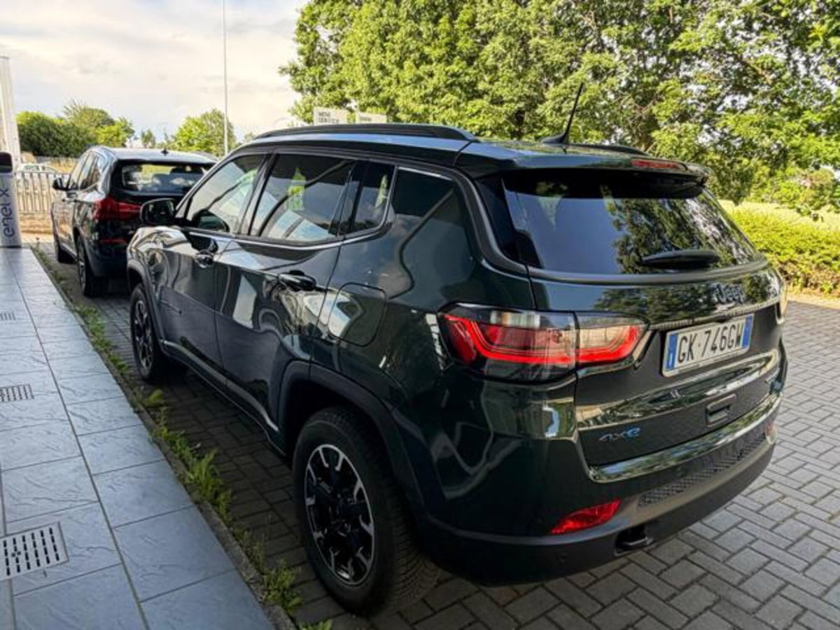 Jeep Compass 1.3 T4 240CV PHEV AT6 4xe Trailhawk (3)
