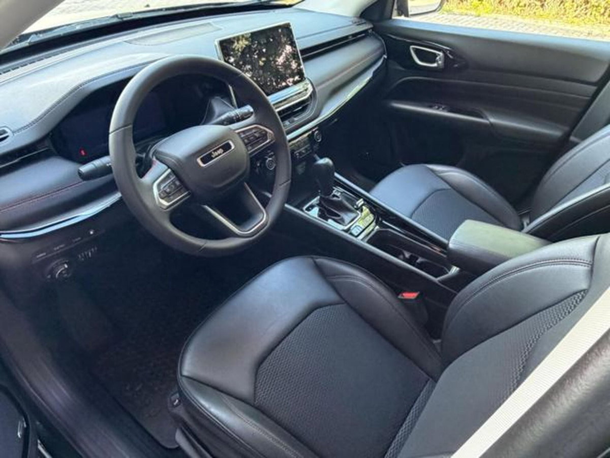 Jeep Compass 1.3 T4 240CV PHEV AT6 4xe Trailhawk (4)