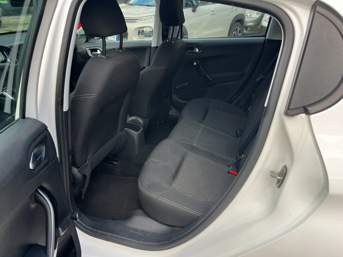 Peugeot 208 82 Stop&Start 5 porte Allure (11)