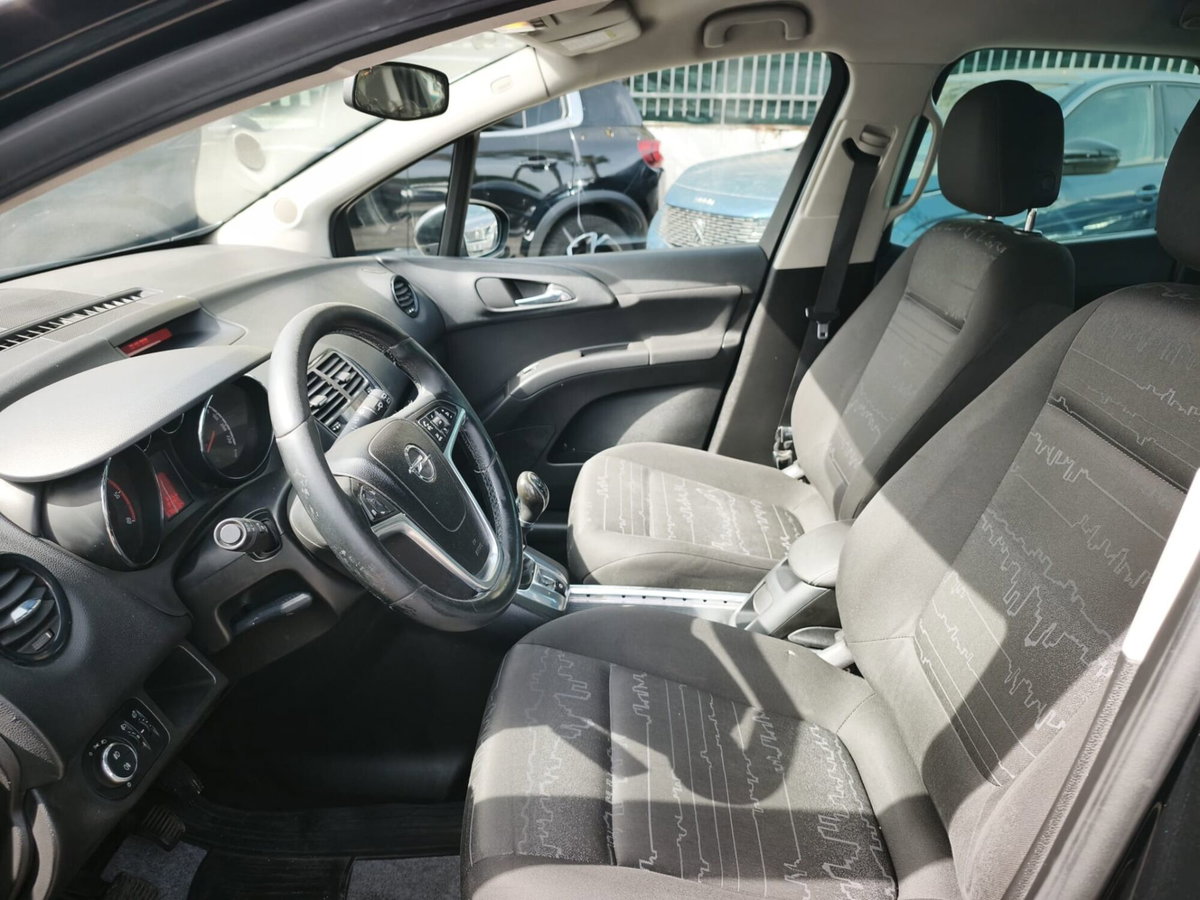 Opel Meriva 1.3 CDTI Cosmo (10)