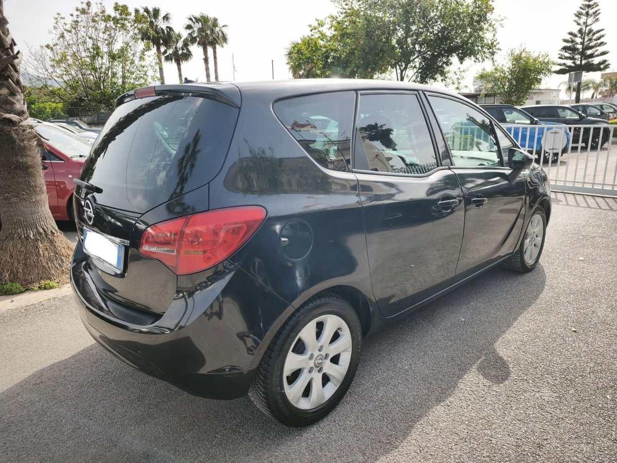 Opel Meriva 1.3 CDTI Cosmo (3)
