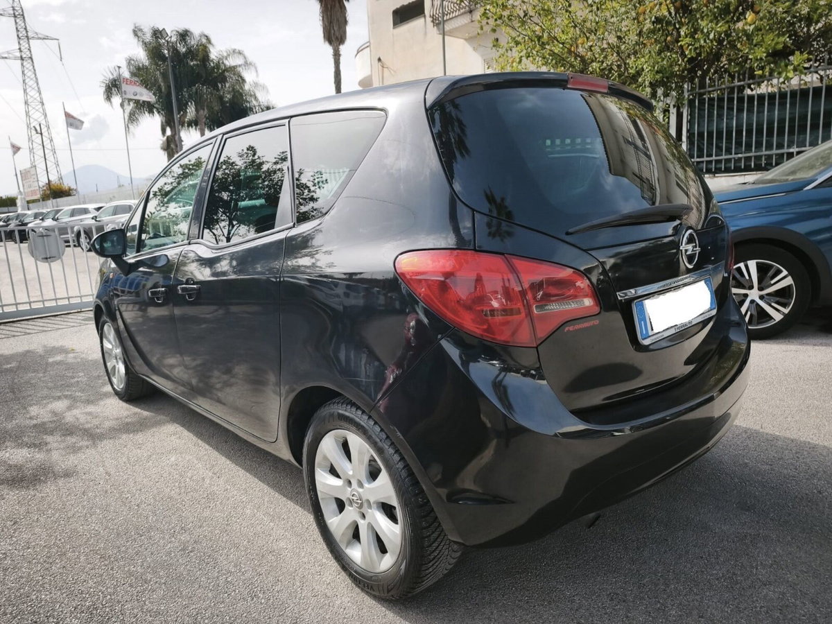 Opel Meriva 1.3 CDTI Cosmo (9)