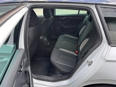Skoda Kamiq 1.0 TSI 110 CV DSG Style (11)
